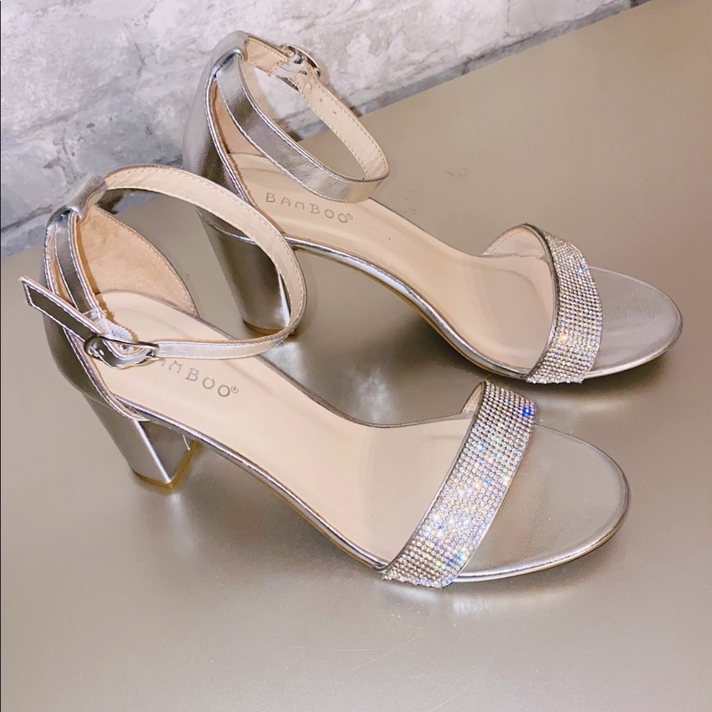 Silver formal heels never worn. NWOT Great for upcoming special events ✨